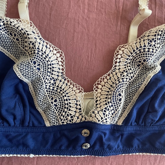 Under Ella Blue Bralette - Picture 3 of 5